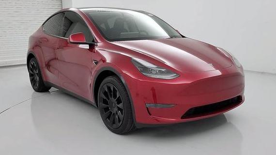 TESLA MODEL Y 2024 7SAYGDED8RF095474 image
